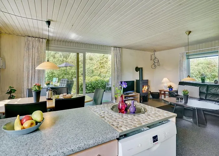 Suni - 400m From The Sea By Interhome 別荘