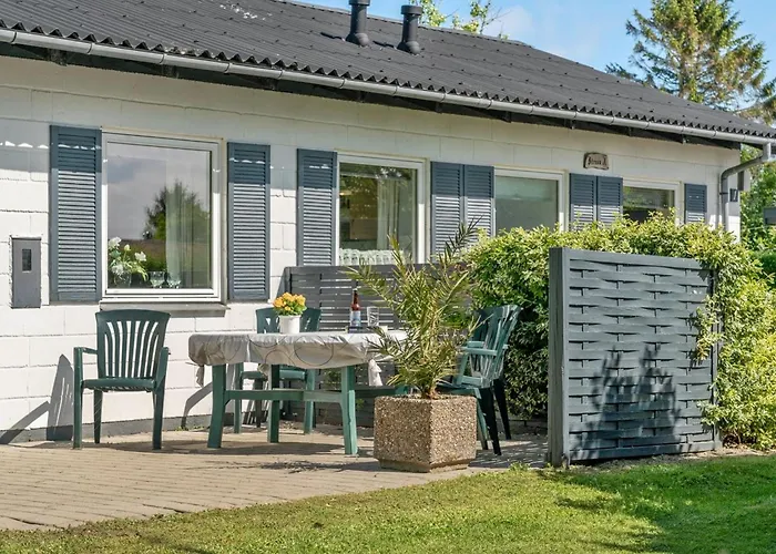 Suni - 400m From The Sea By Interhome